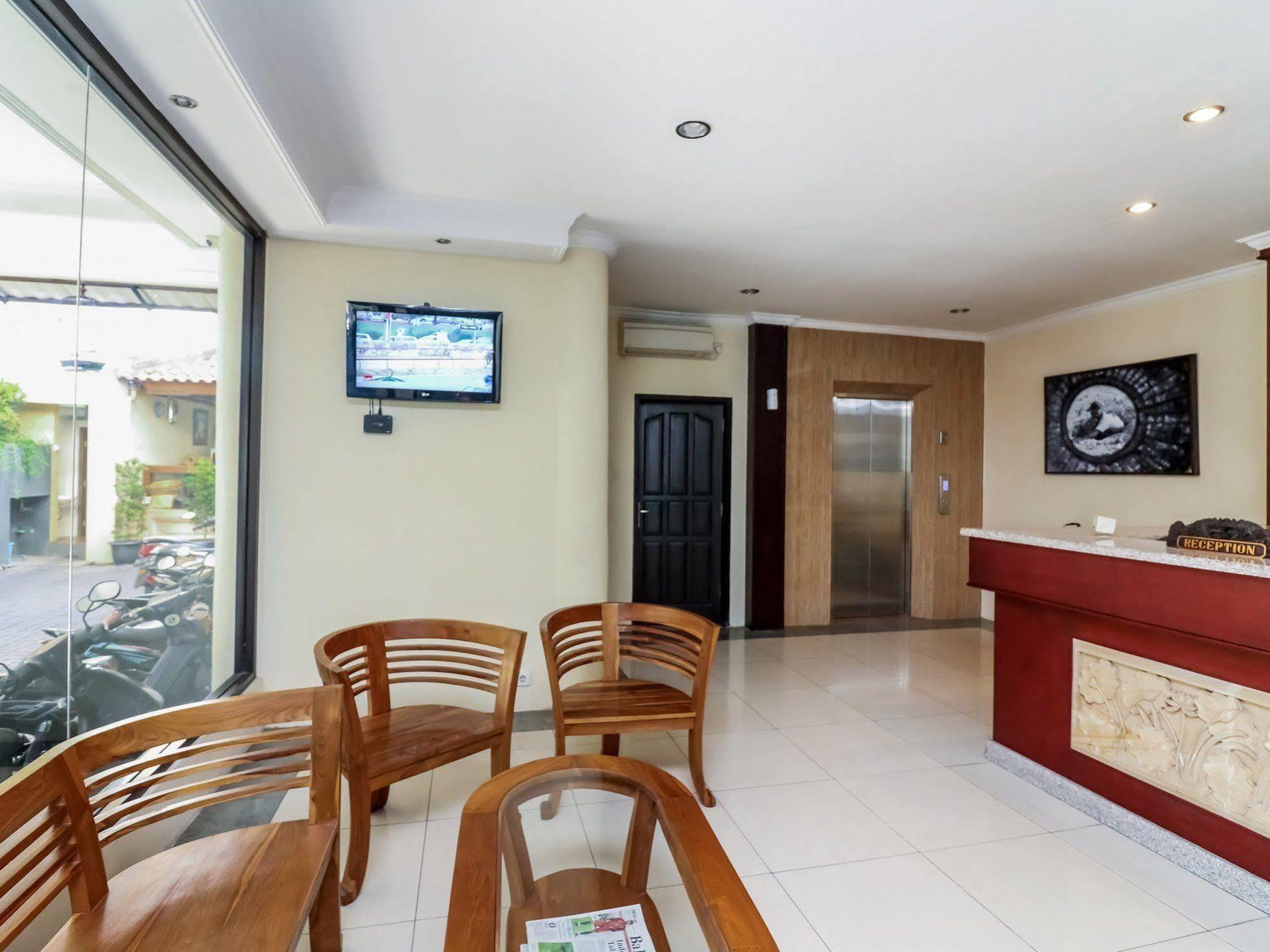 Hotel Intansari Dempassar Exterior foto