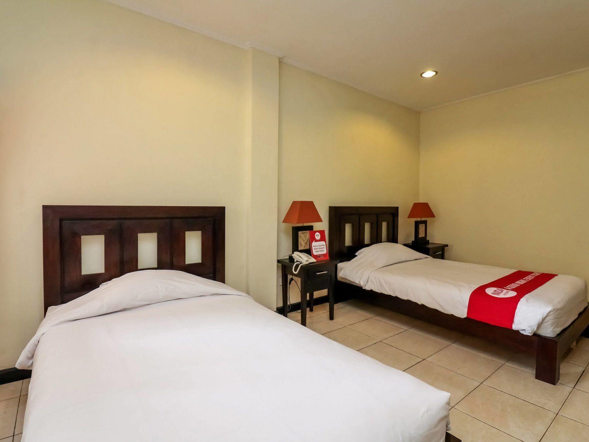 Hotel Intansari Dempassar Exterior foto