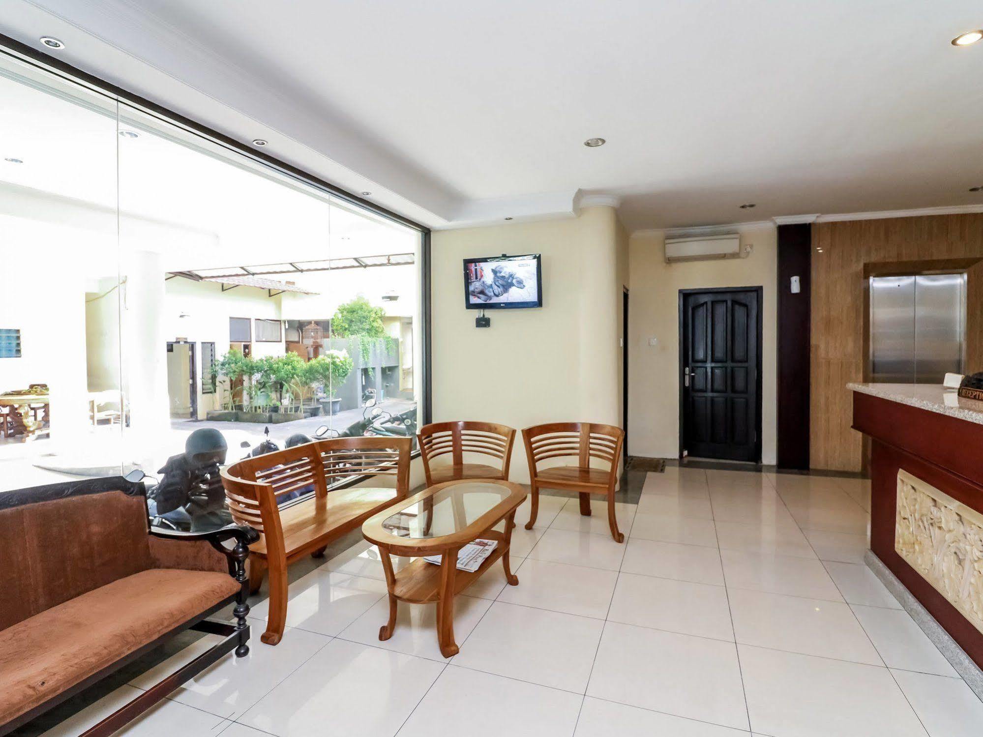 Hotel Intansari Dempassar Exterior foto
