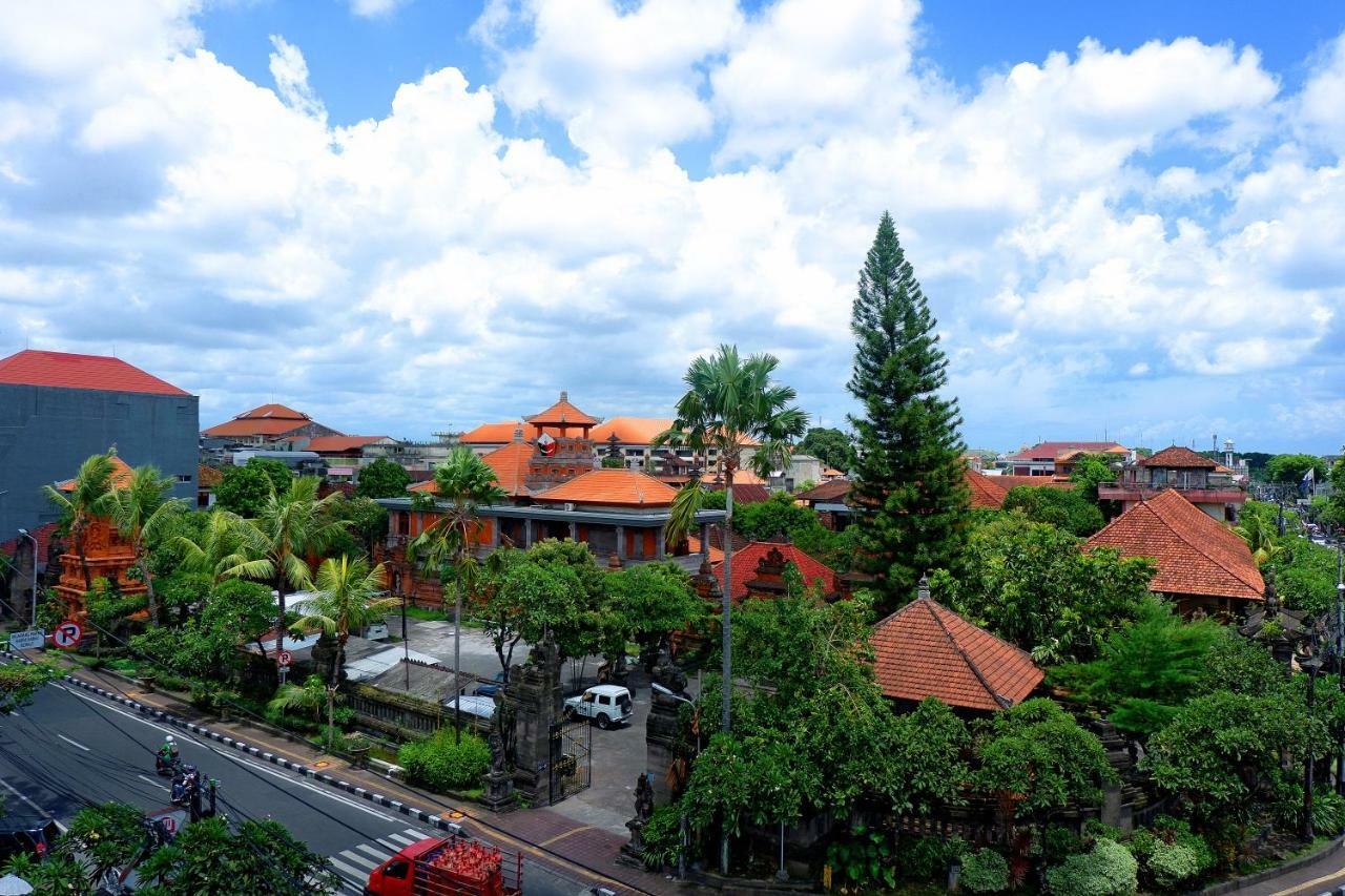 Hotel Intansari Dempassar Exterior foto
